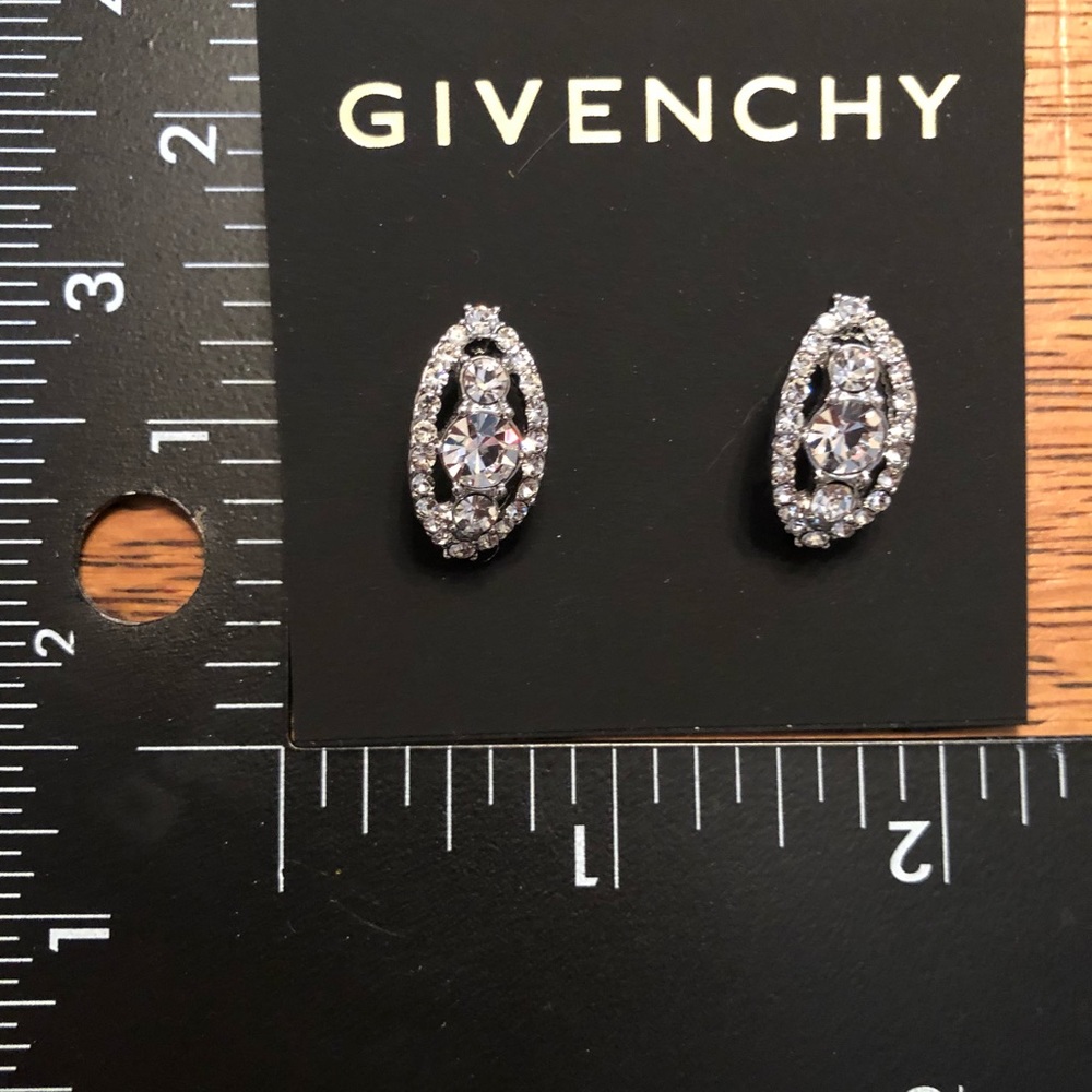 Givenchy Earrings - Picture 5 of 5